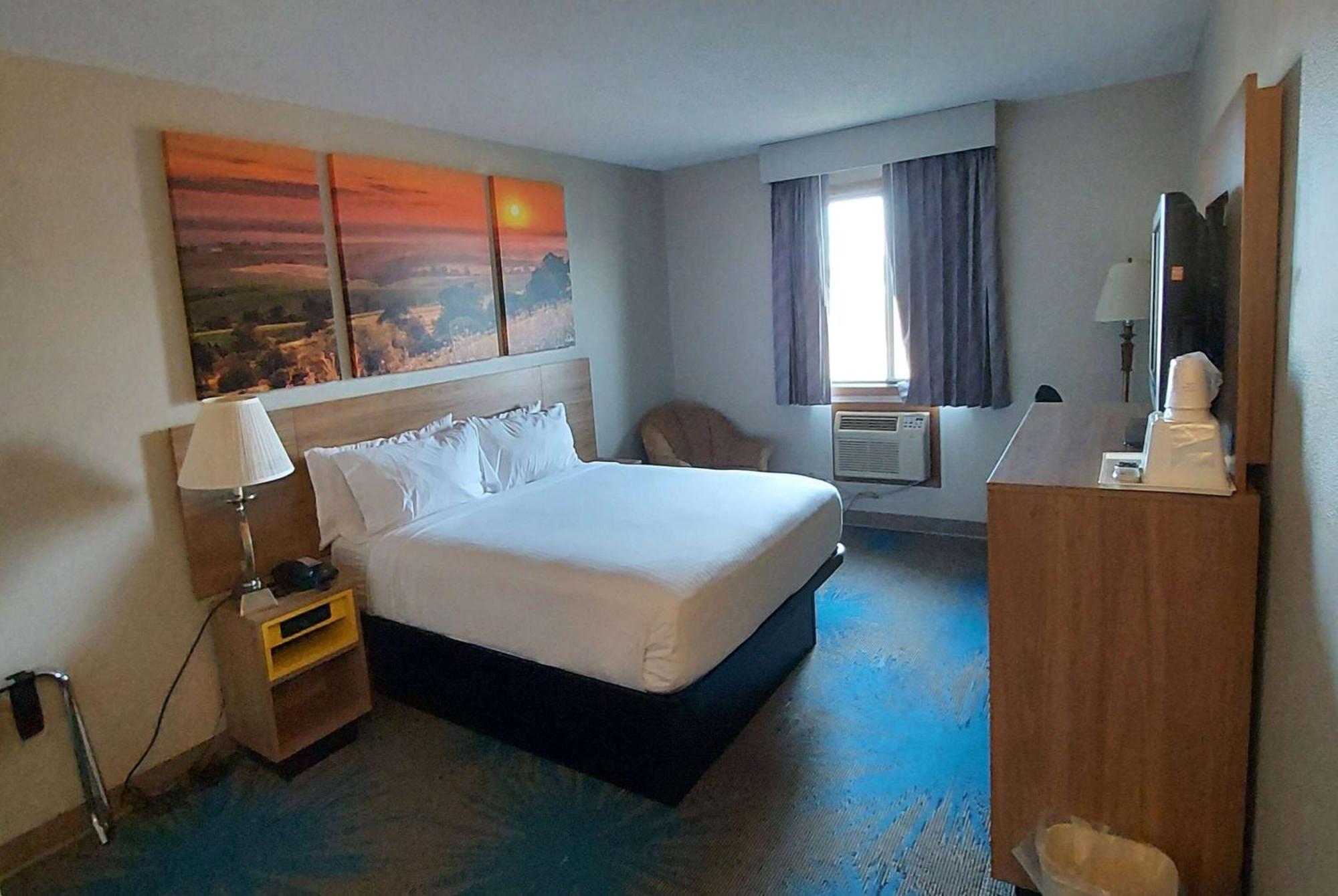 Days Inn By Wyndham Willmar Екстер'єр фото