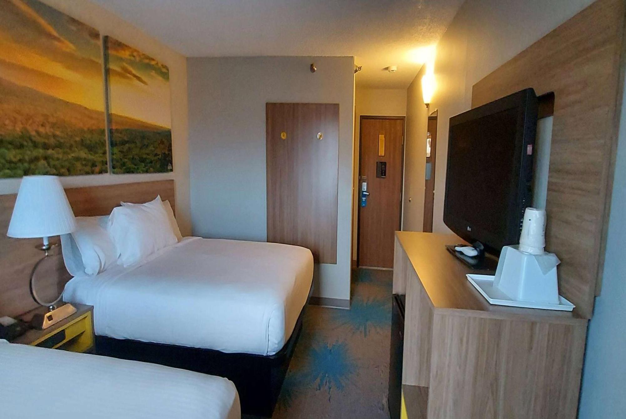 Days Inn By Wyndham Willmar Екстер'єр фото