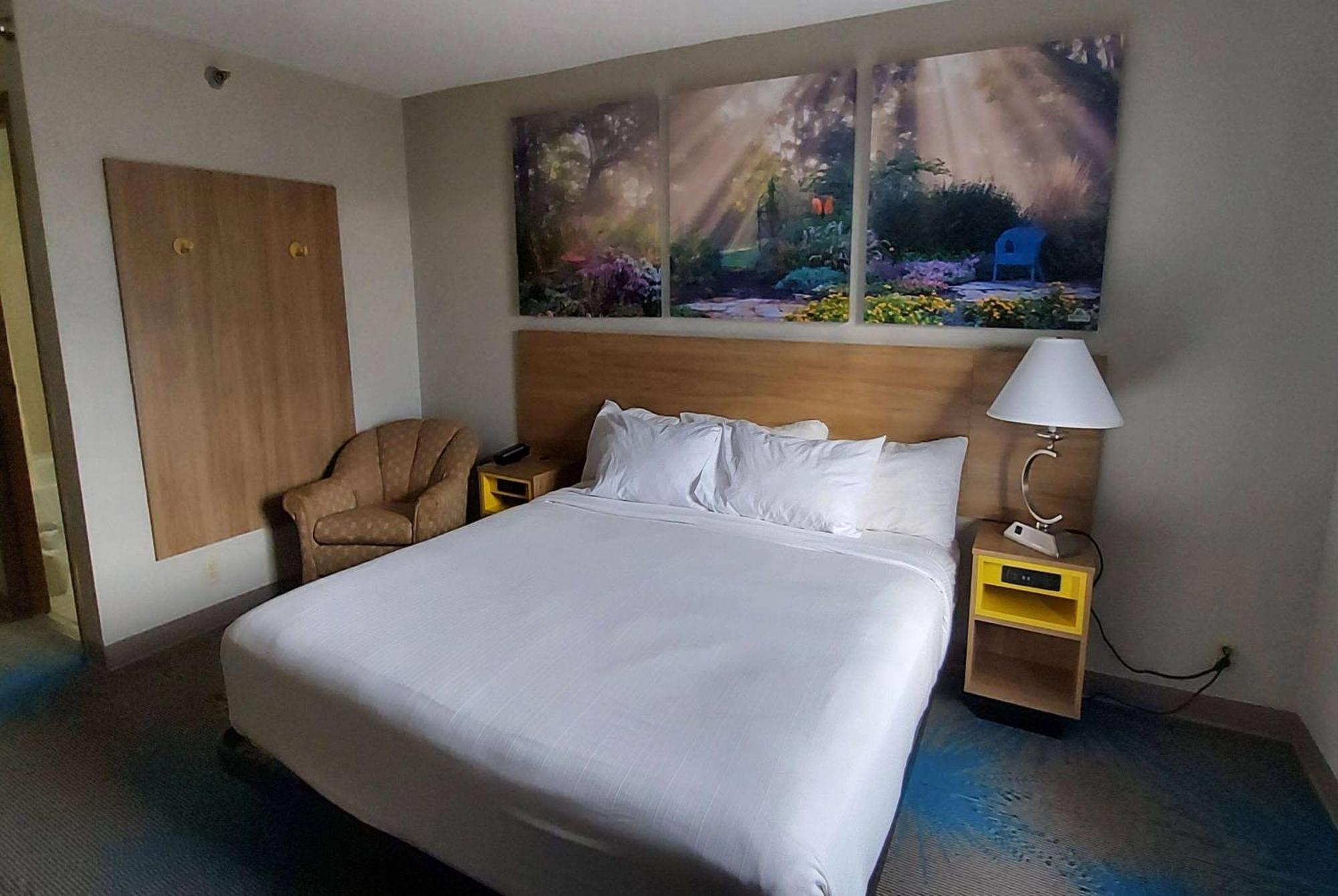 Days Inn By Wyndham Willmar Екстер'єр фото